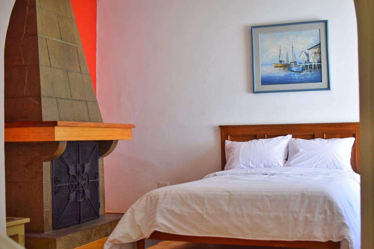 Hotel Ambassador كويتو المظهر الخارجي الصورة